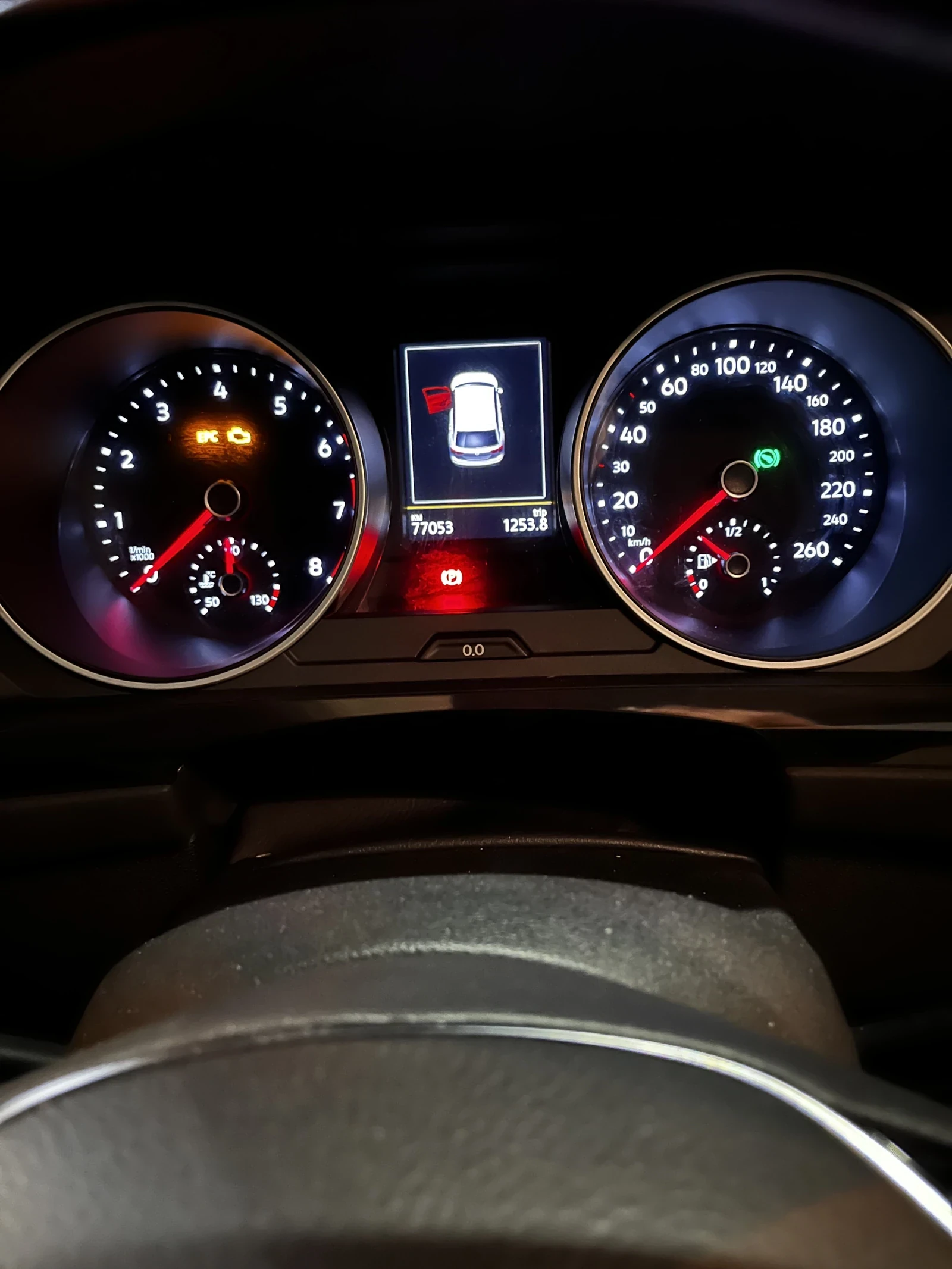 Volkswagen Tiguan, 2020г, передний привод, робот