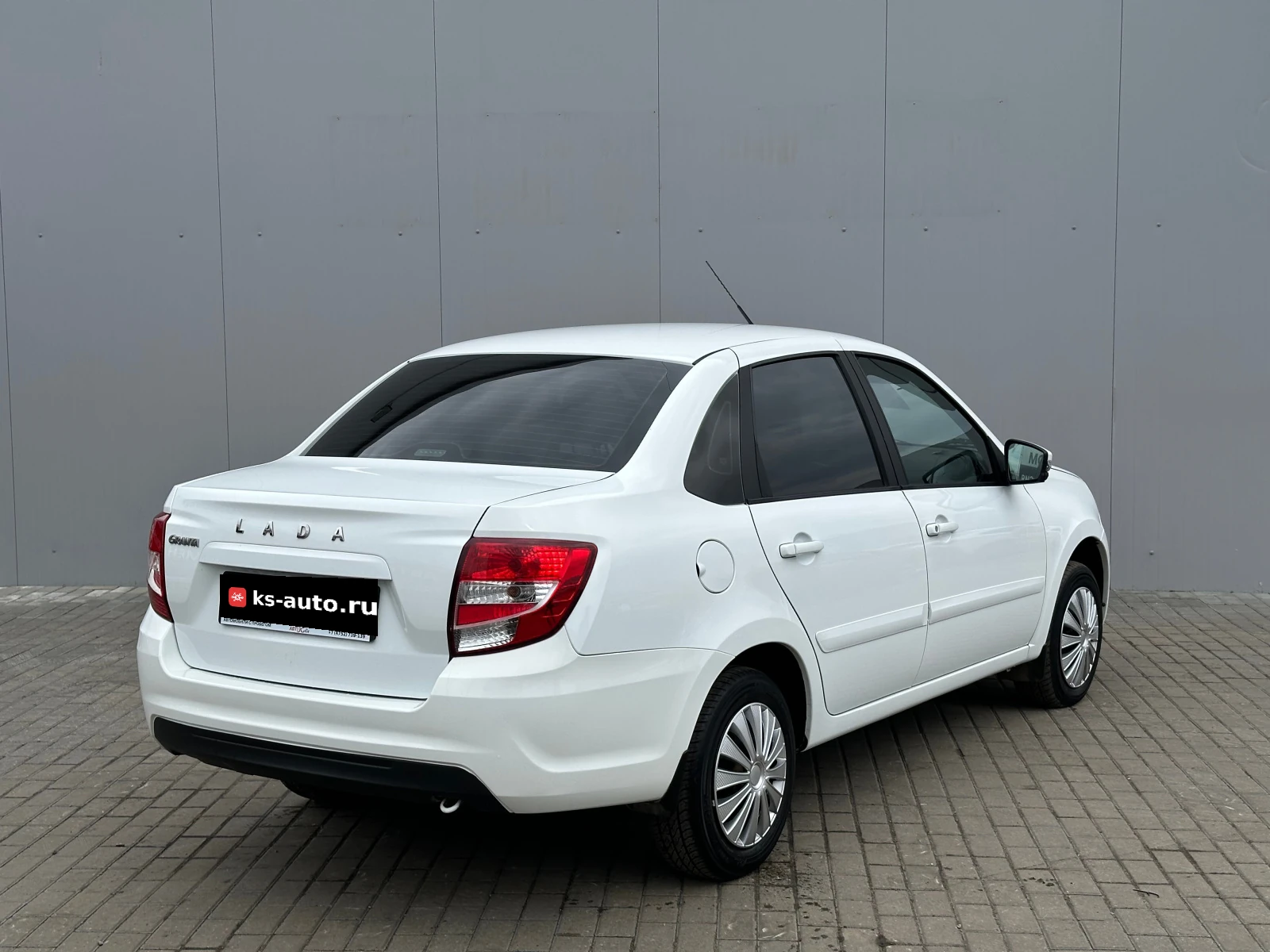 Lada (ВАЗ) Granta, 2022г, передний привод, механика