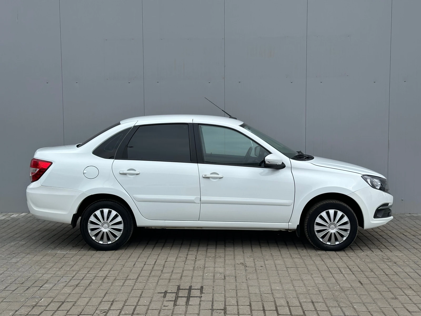 Lada (ВАЗ) Granta, 2022г, передний привод, механика