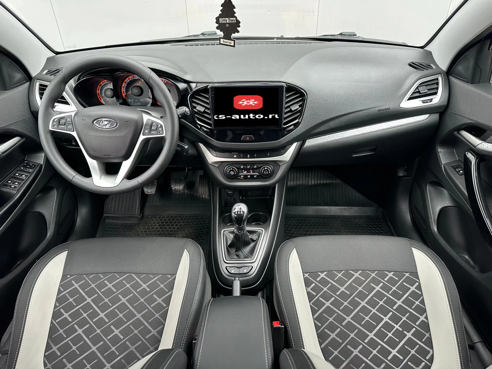 Lada (ВАЗ) Vesta, 2021г, передний привод, механика