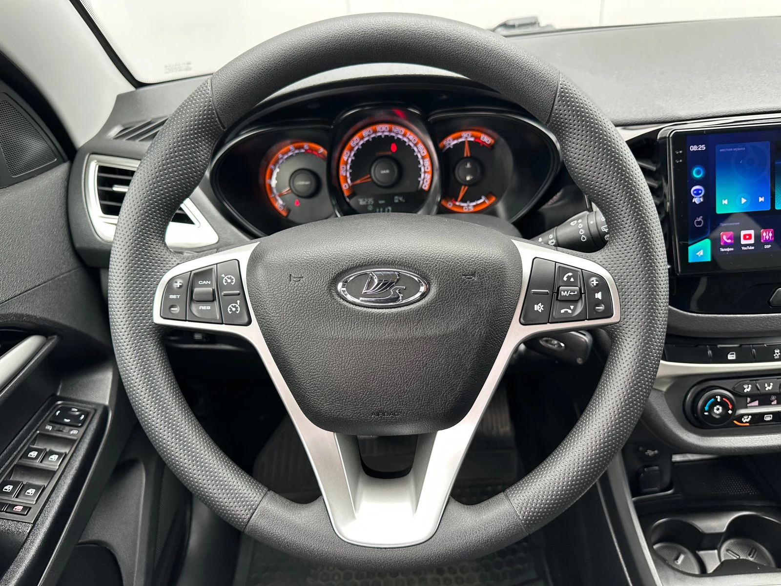 Lada (ВАЗ) Vesta, 2021г, передний привод, механика