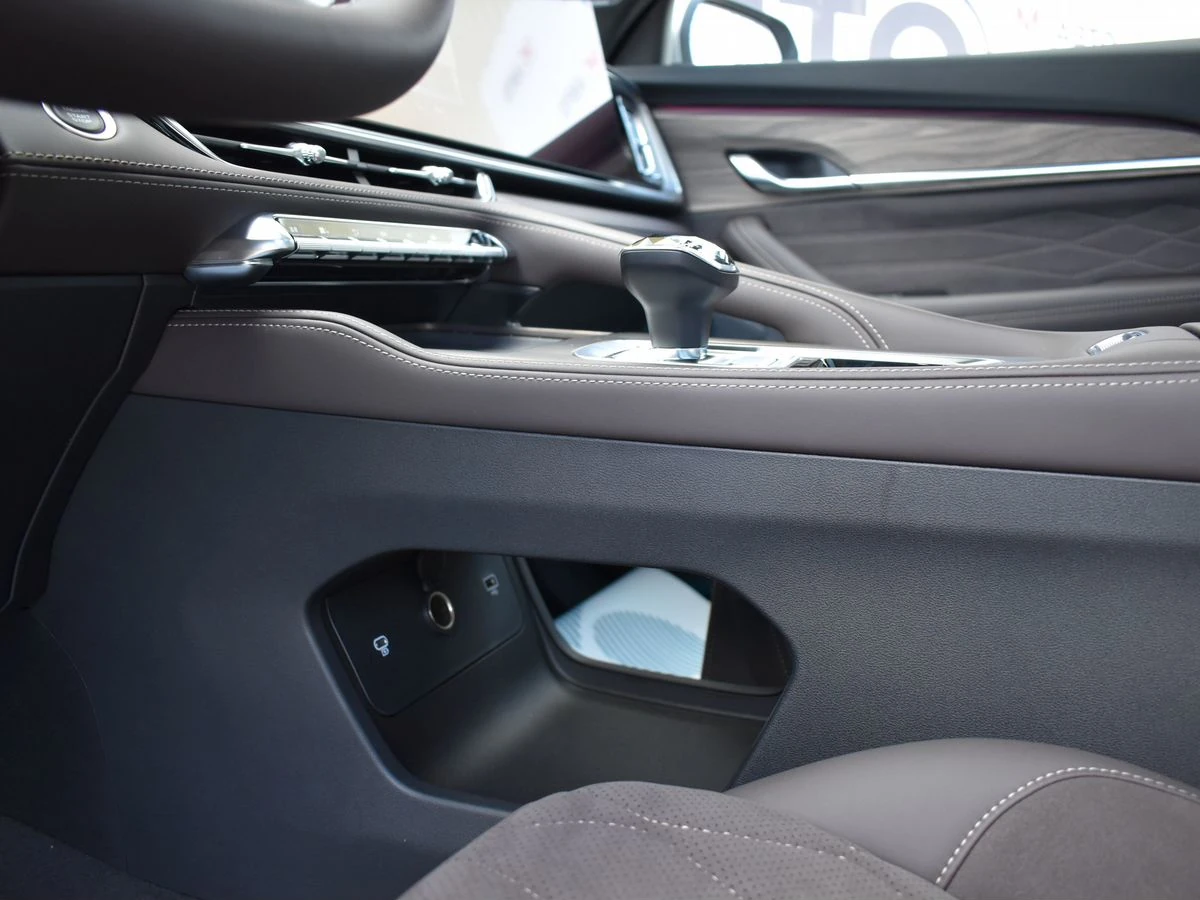 Geely Monjaro, 2025г, полный привод, автомат