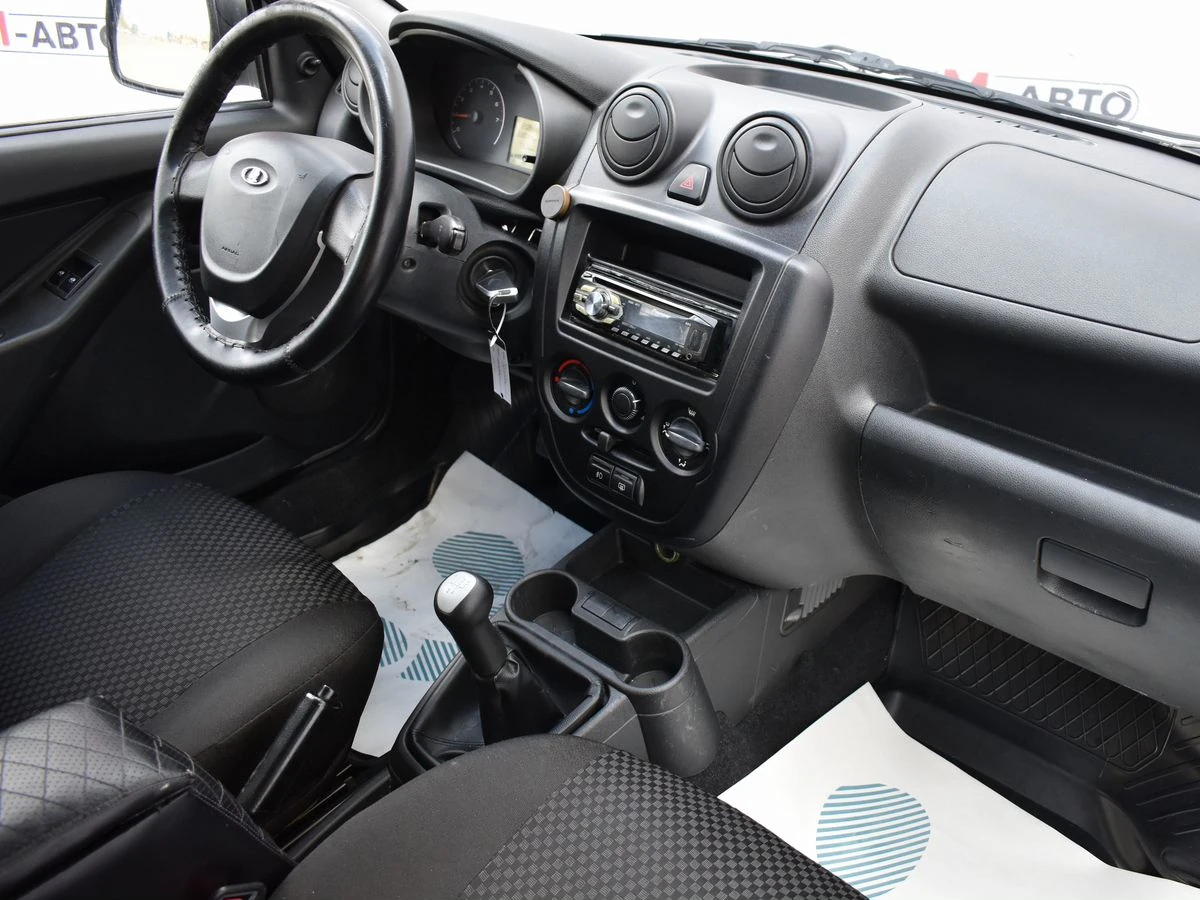 Lada (ВАЗ) Granta, 2013г, передний привод, механика