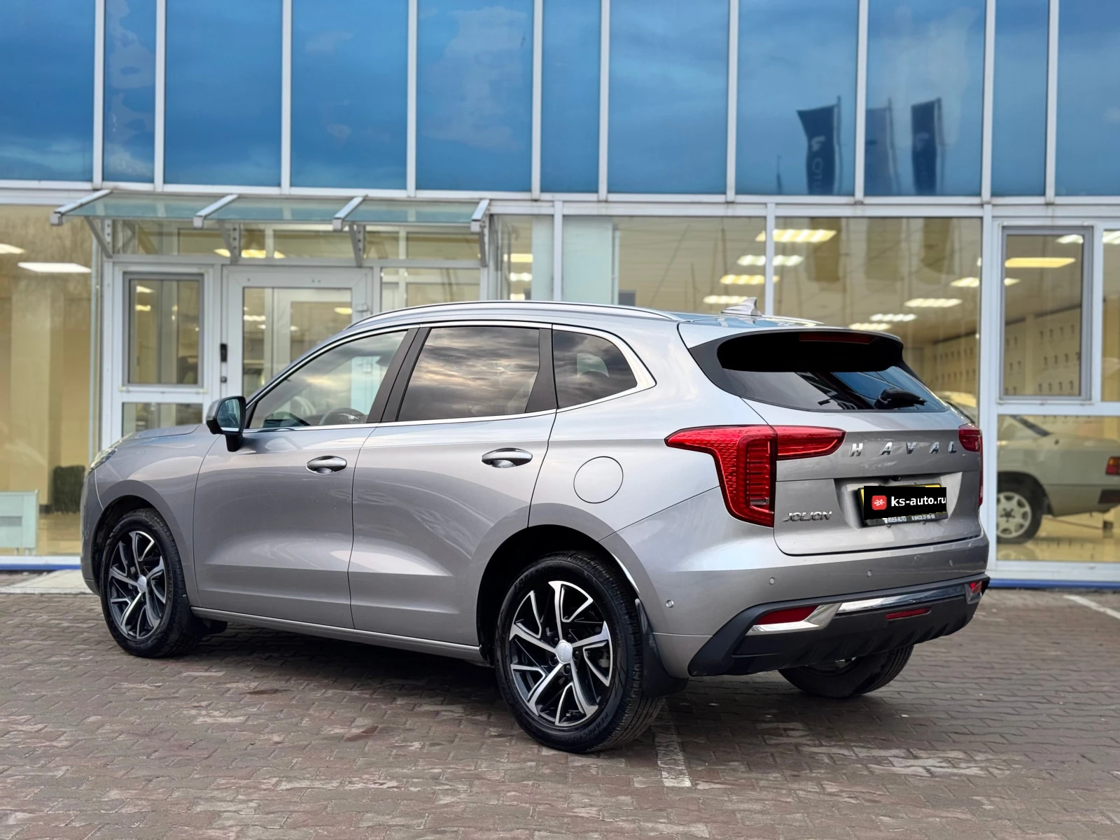 Haval Jolion, 2022г, передний привод, робот