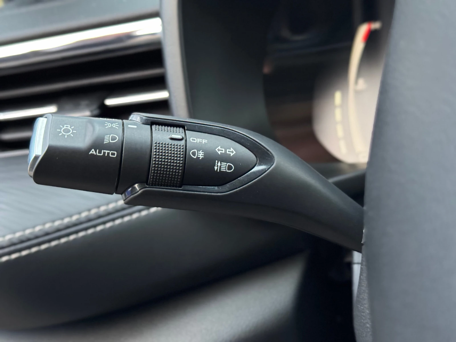 Haval Jolion, 2022г, передний привод, робот