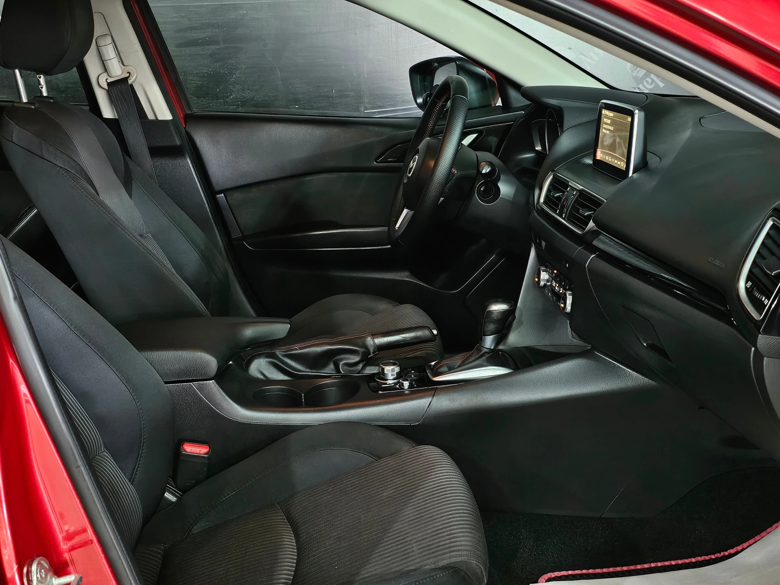 Mazda 3, 2014г, передний привод, автомат