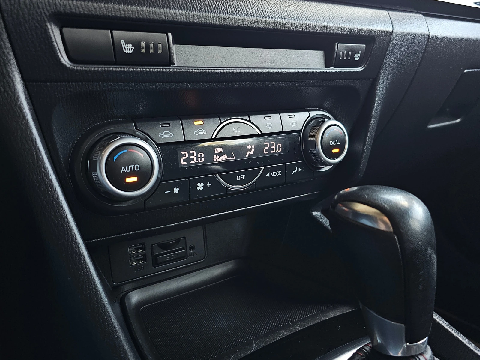 Mazda 3, 2014г, передний привод, автомат