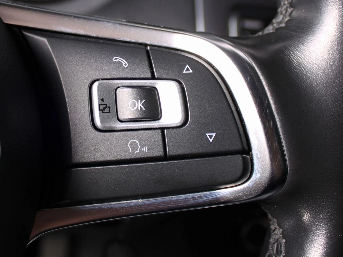 Volkswagen Polo, 2019г, передний привод, автомат