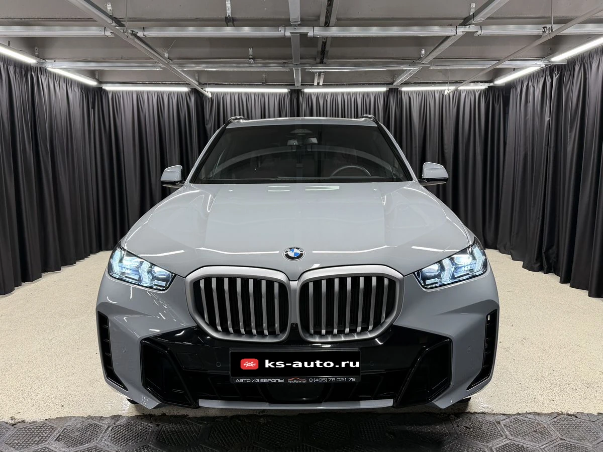 BMW X5, 2025г, полный привод, автомат