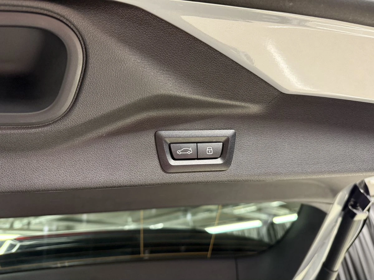 BMW X5, 2025г, полный привод, автомат