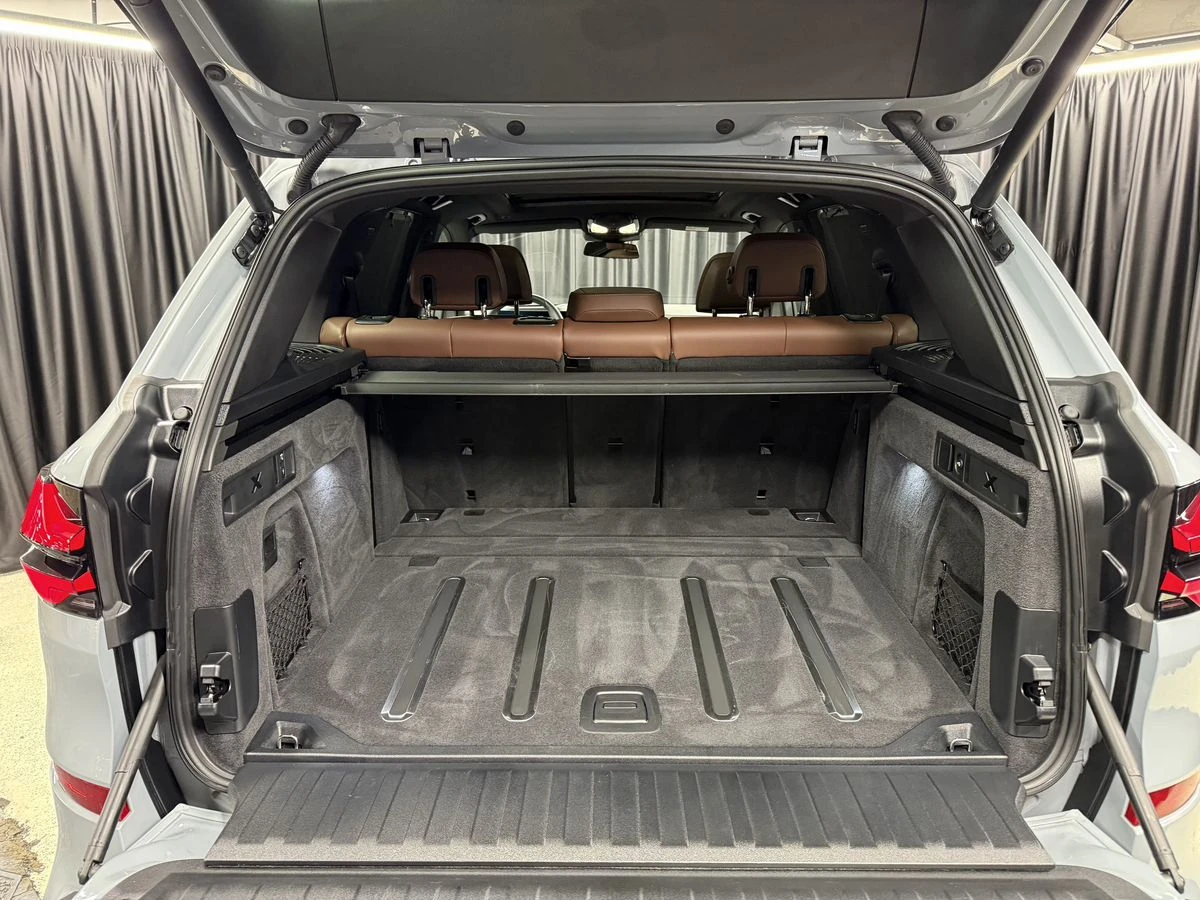 BMW X5, 2025г, полный привод, автомат