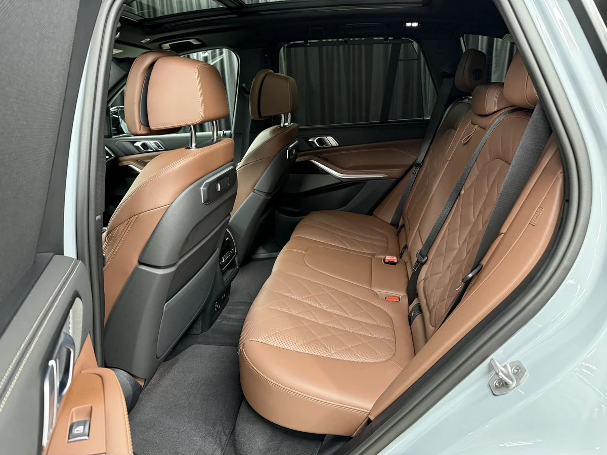 BMW X5, 2025г, полный привод, автомат