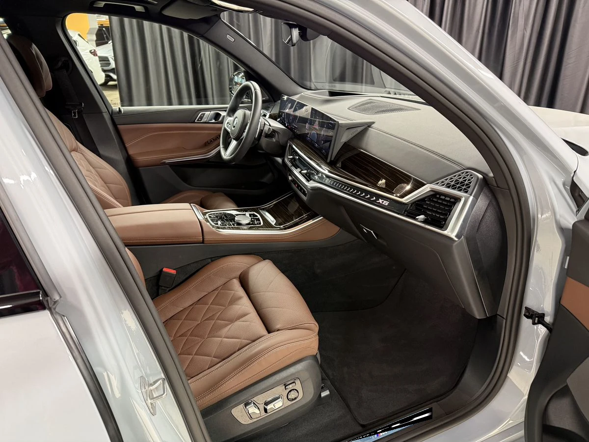 BMW X5, 2025г, полный привод, автомат