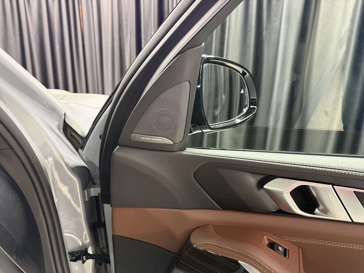 BMW X5, 2025г, полный привод, автомат