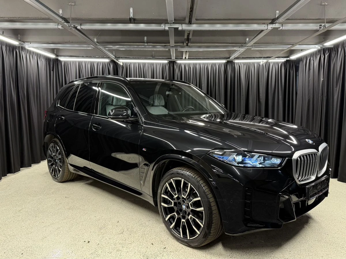 BMW X5, 2025г, полный привод, автомат