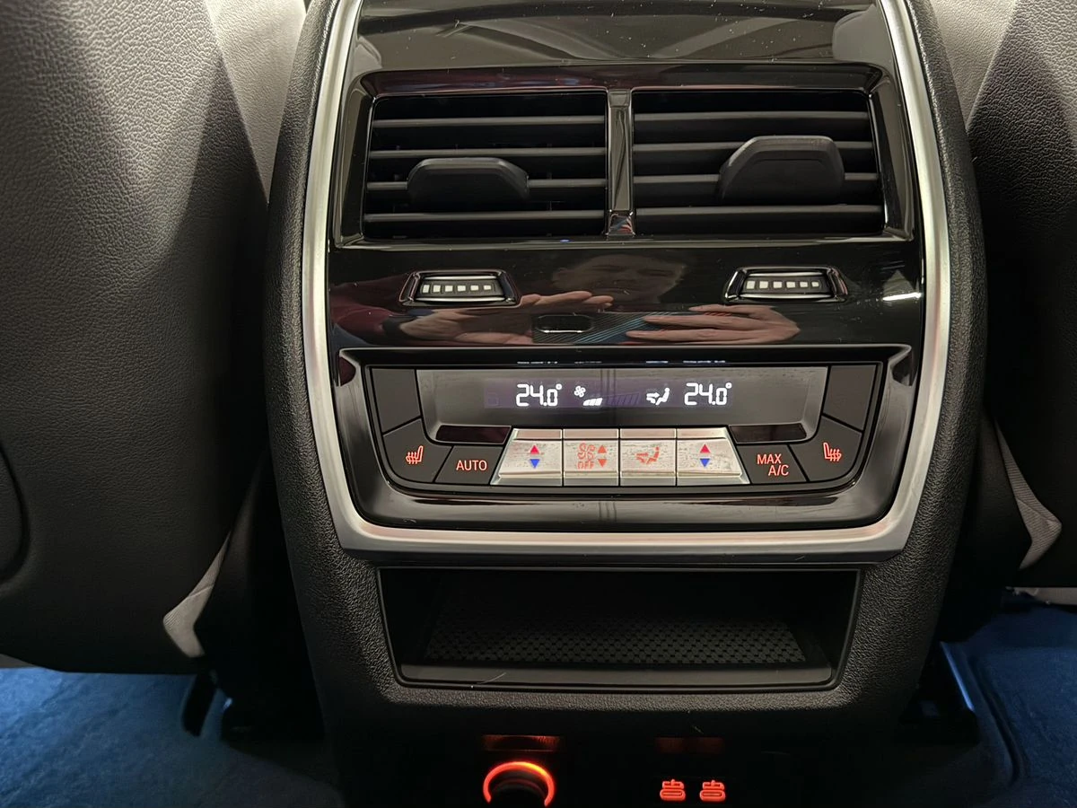 BMW X5, 2025г, полный привод, автомат