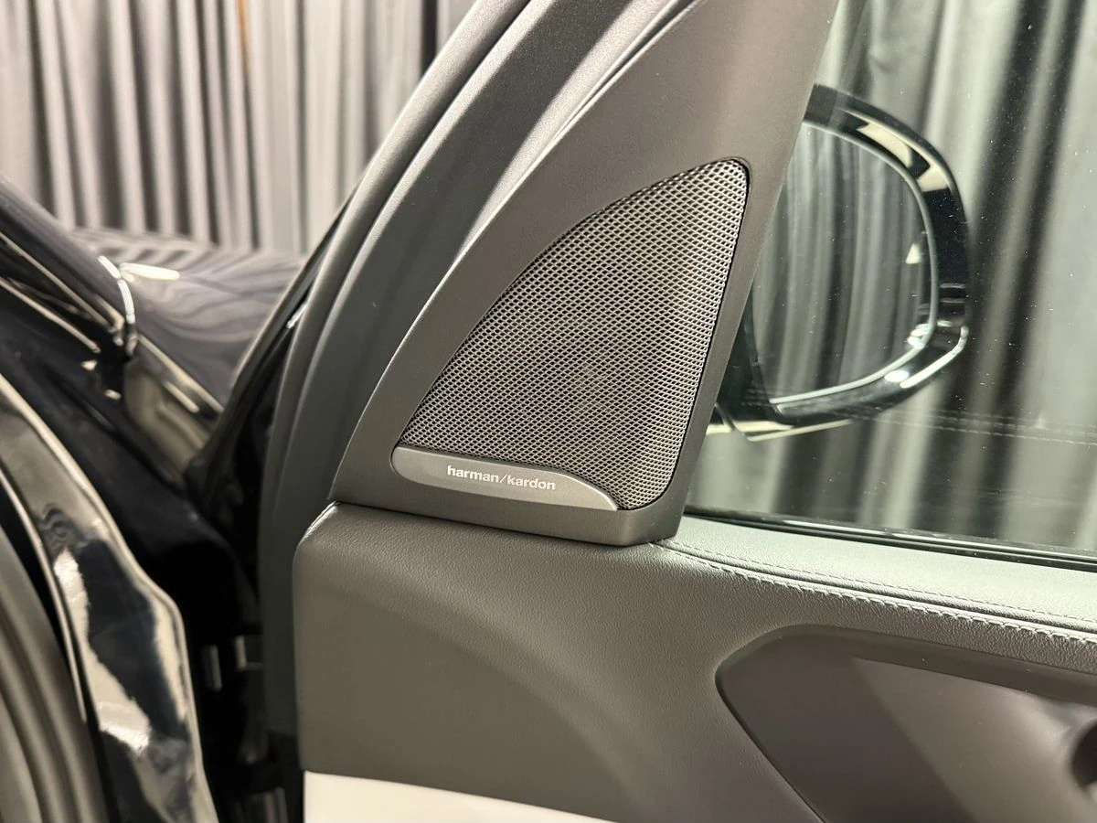 BMW X5, 2025г, полный привод, автомат