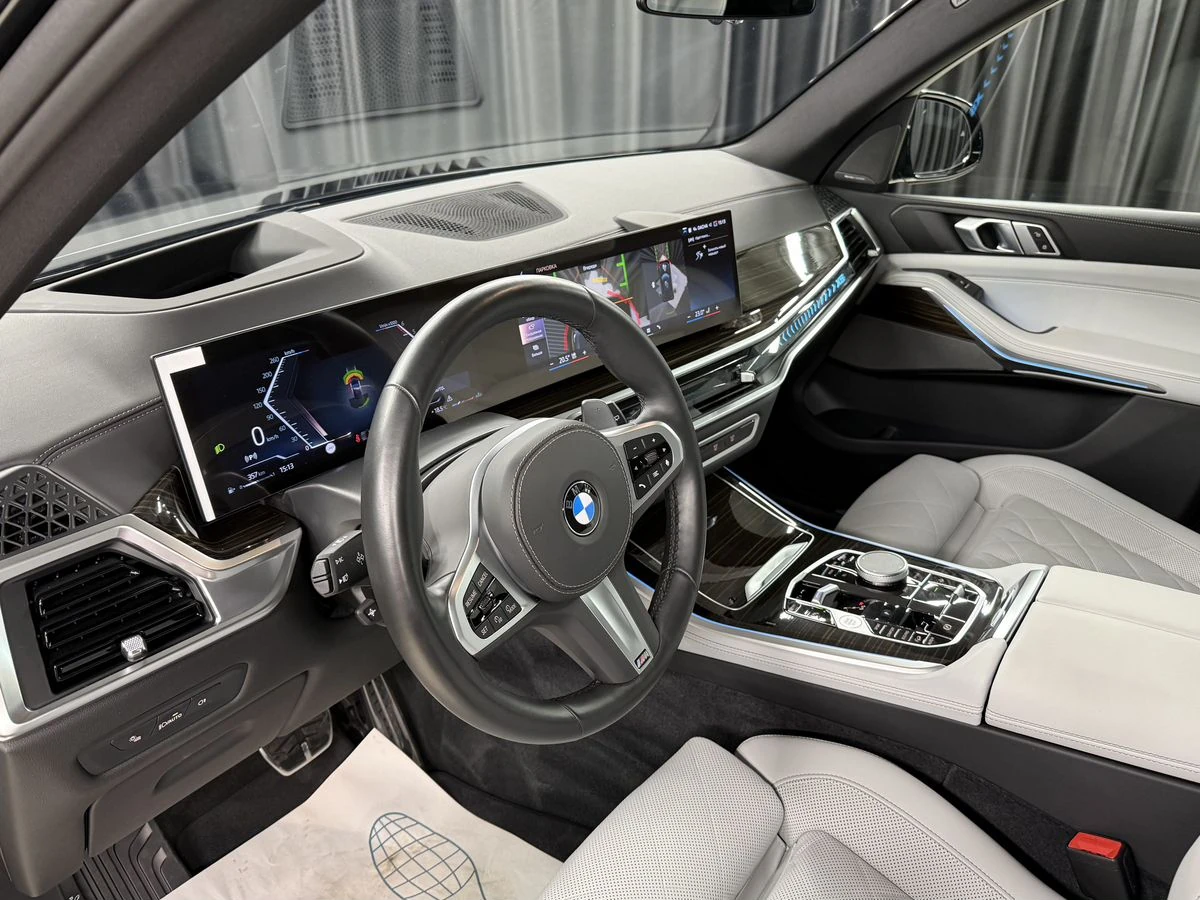 BMW X5, 2025г, полный привод, автомат