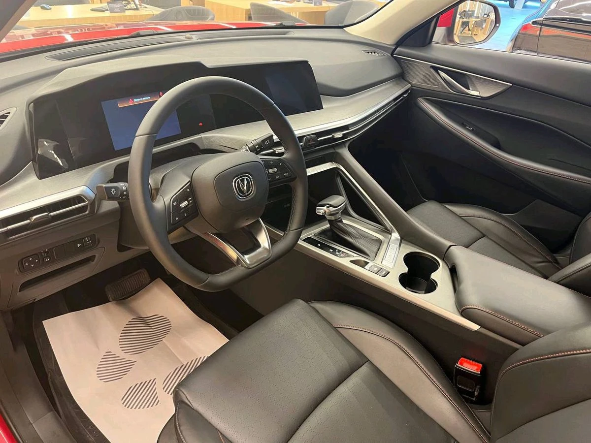 Changan CS35 Plus, 2024г, передний привод, робот