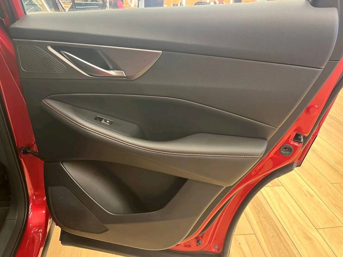 Changan CS35 Plus, 2024г, передний привод, робот