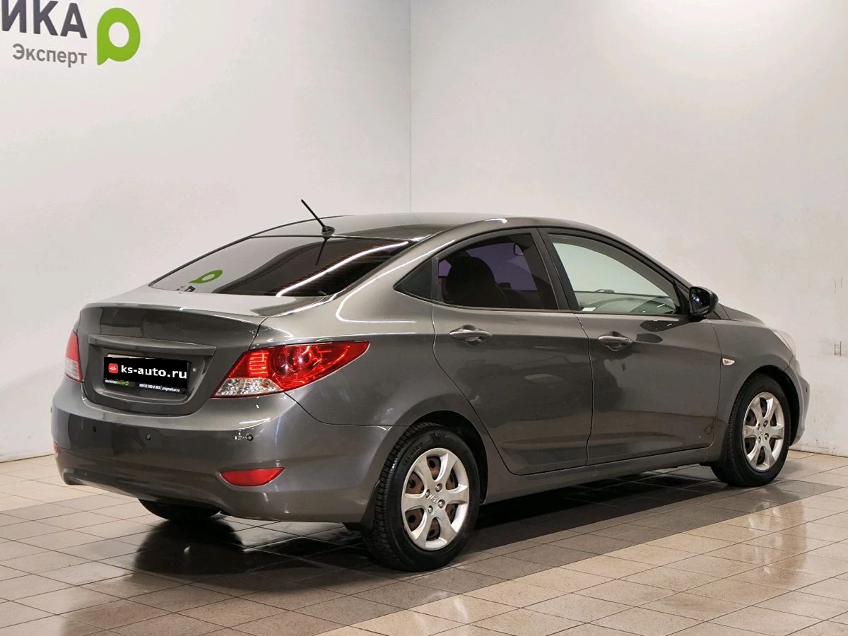 Hyundai Solaris, 2012г, передний привод, автомат