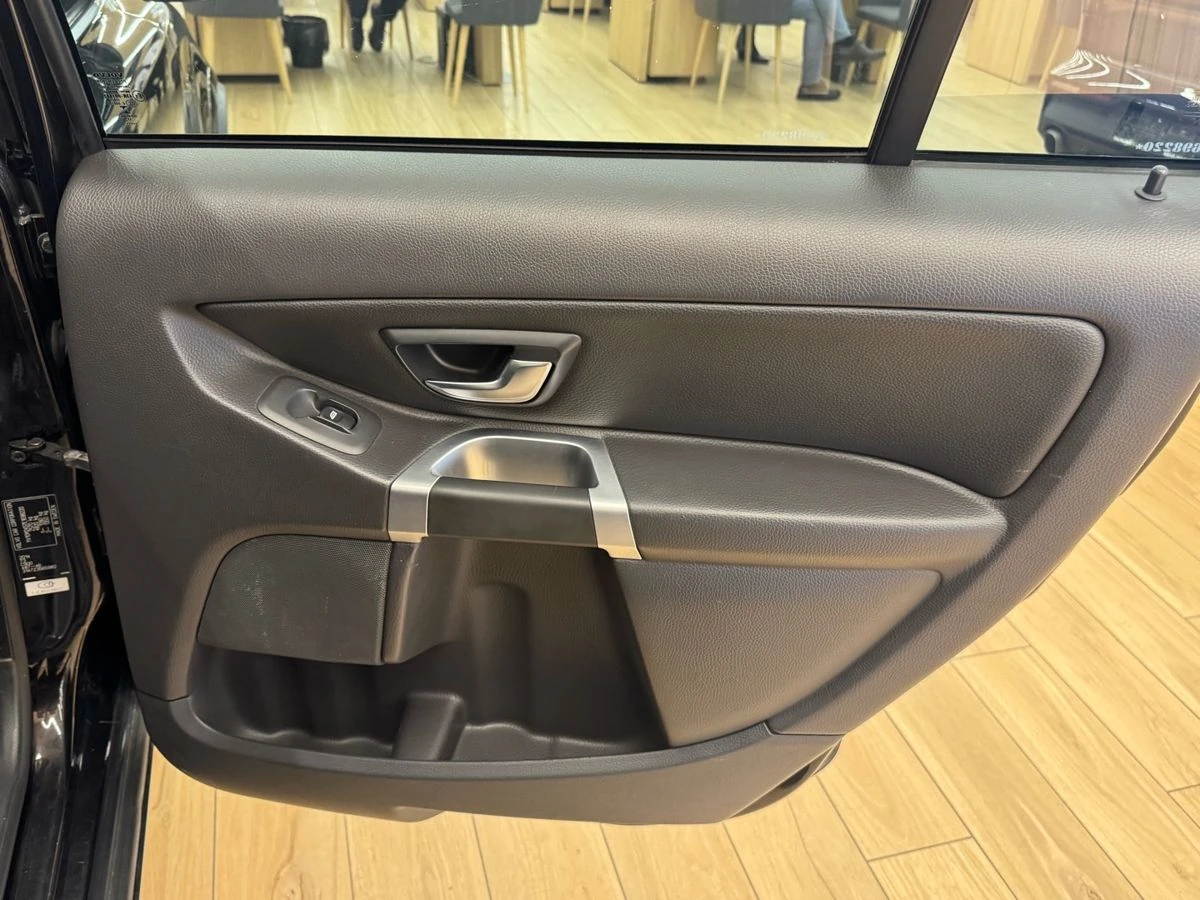 Volvo XC90, 2014г, полный привод, автомат