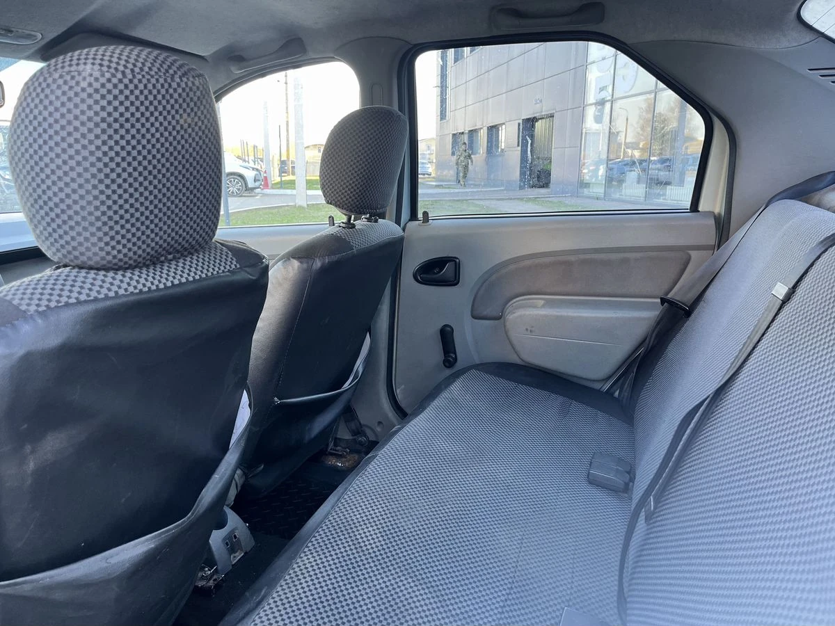 Renault Logan, 2009г, передний привод, механика