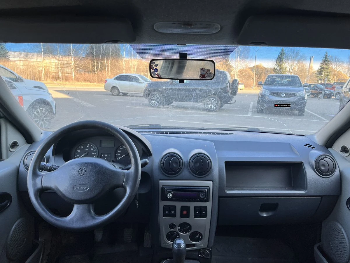 Renault Logan, 2009г, передний привод, механика