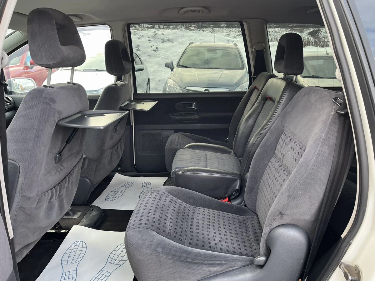 Volkswagen Sharan, 2003г, передний привод, автомат