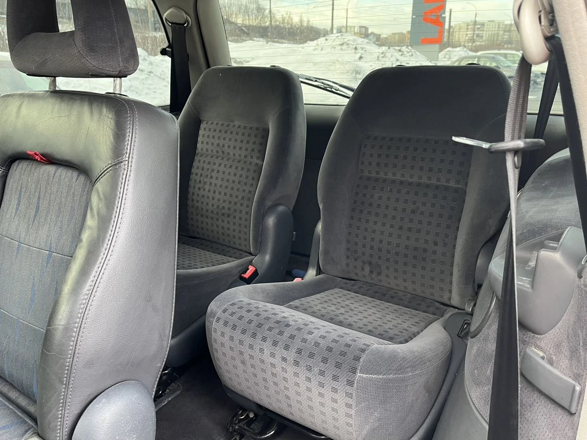 Volkswagen Sharan, 2003г, передний привод, автомат