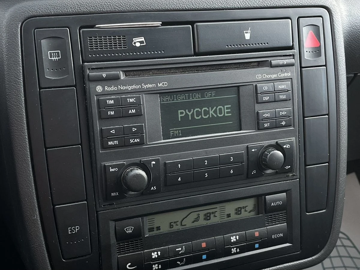 Volkswagen Sharan, 2003г, передний привод, автомат