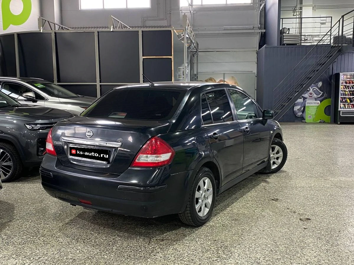 Nissan Tiida, 2008г, передний привод, механика