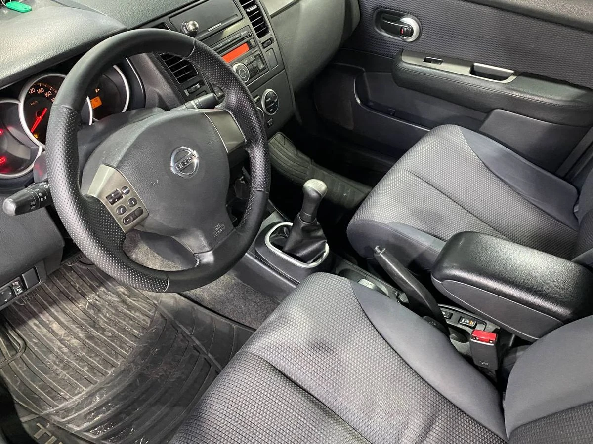 Nissan Tiida, 2008г, передний привод, механика