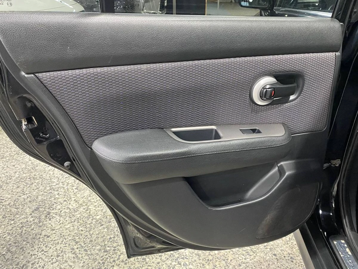 Nissan Tiida, 2008г, передний привод, механика