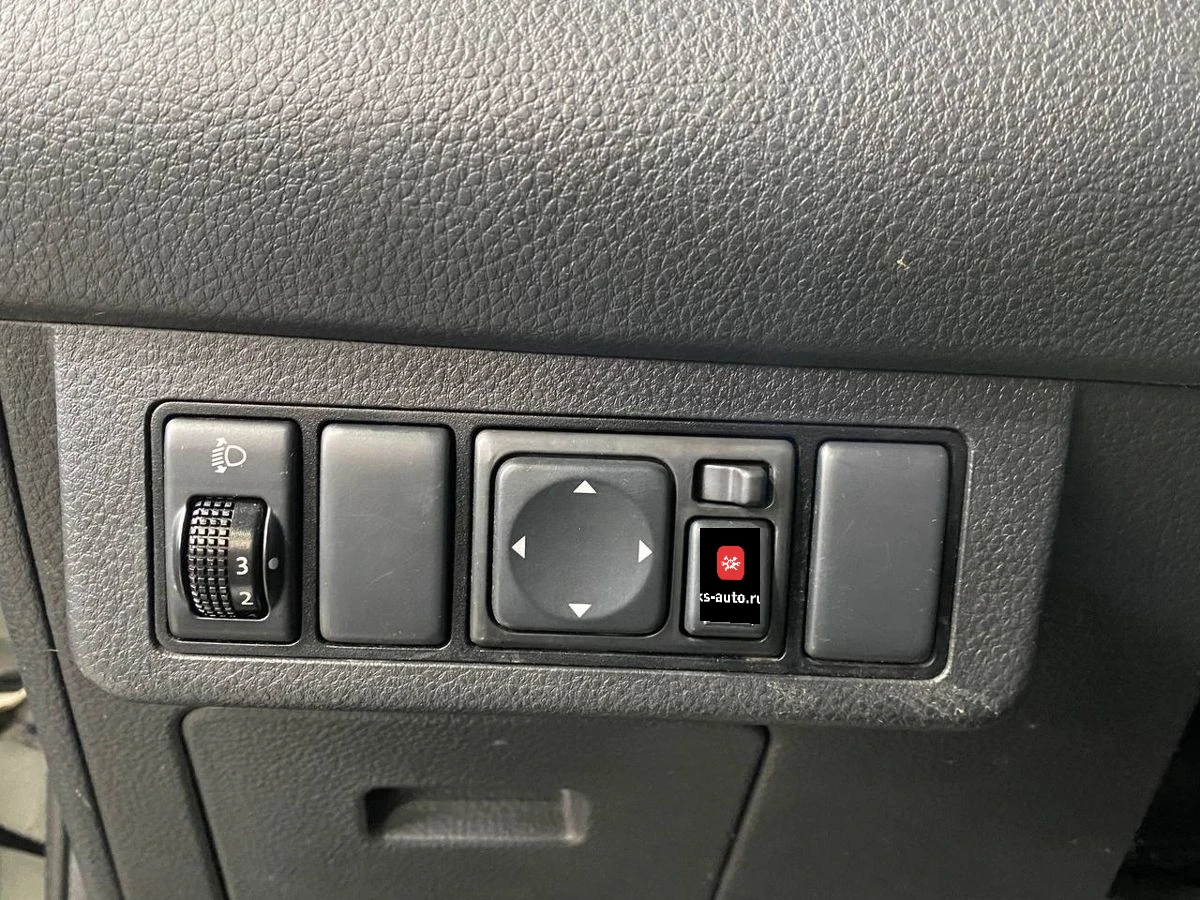 Nissan Tiida, 2008г, передний привод, механика