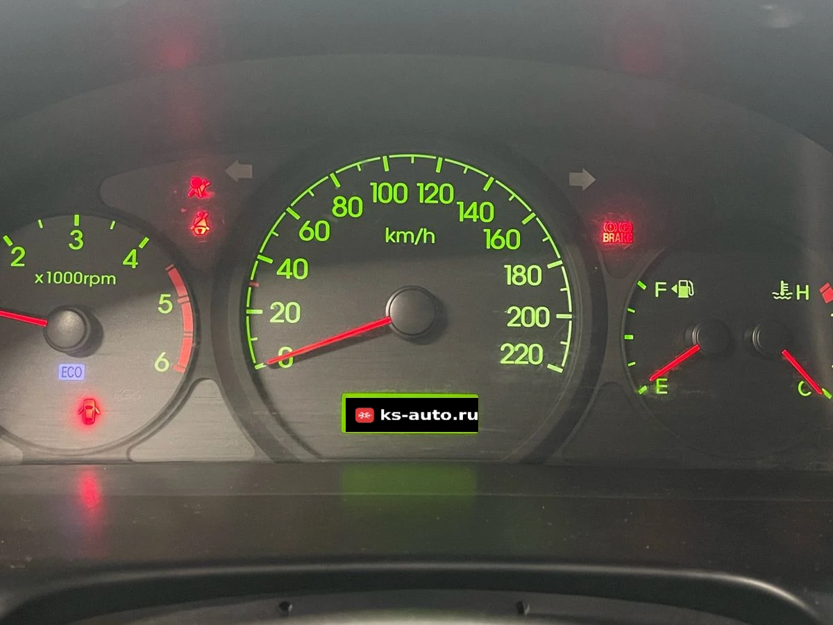 Hyundai Grand Starex, 2011г, задний привод, автомат