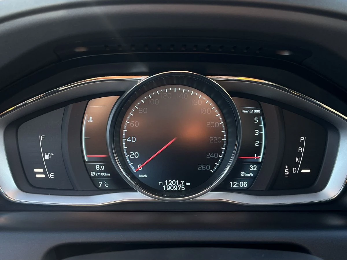 Volvo XC60, 2014г, полный привод, автомат