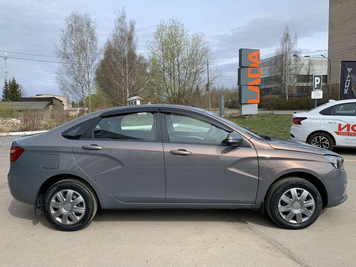 Lada (ВАЗ) Vesta, 2021г, передний привод, механика