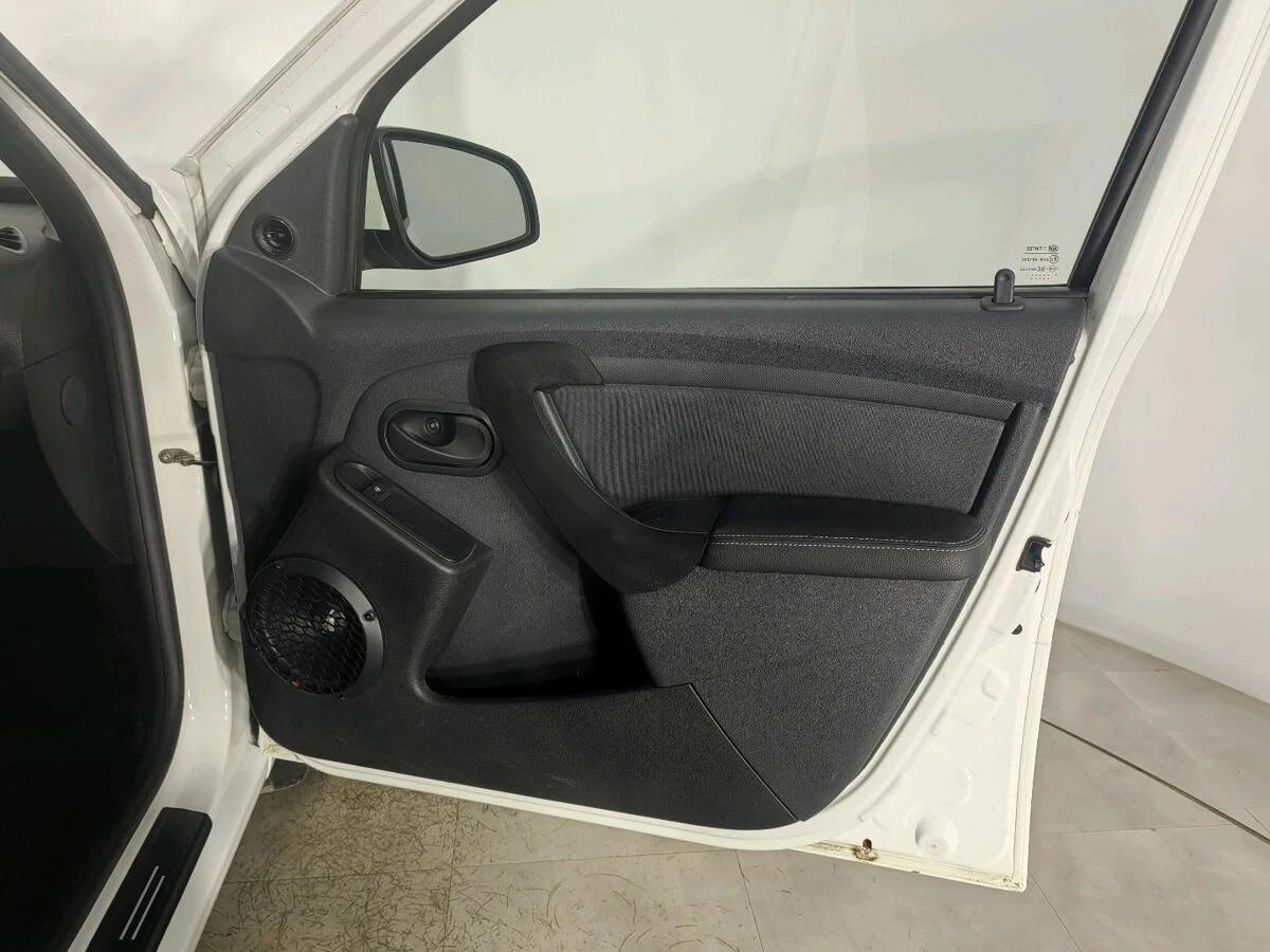 Lada (ВАЗ) Largus, 2021г, передний привод, механика