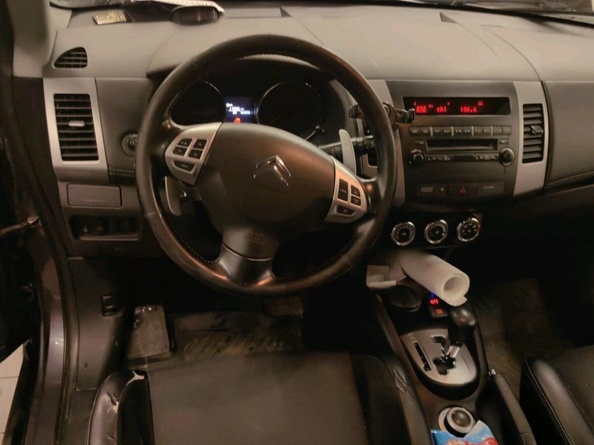 Citroen C-Crosser, 2010г, полный привод, вариатор