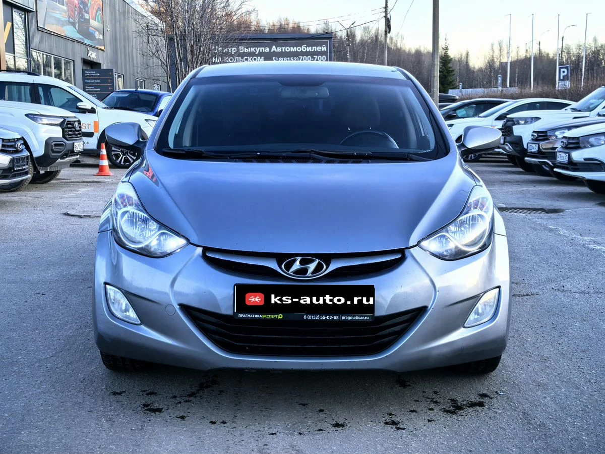 Hyundai Elantra, 2012г, передний привод, механика