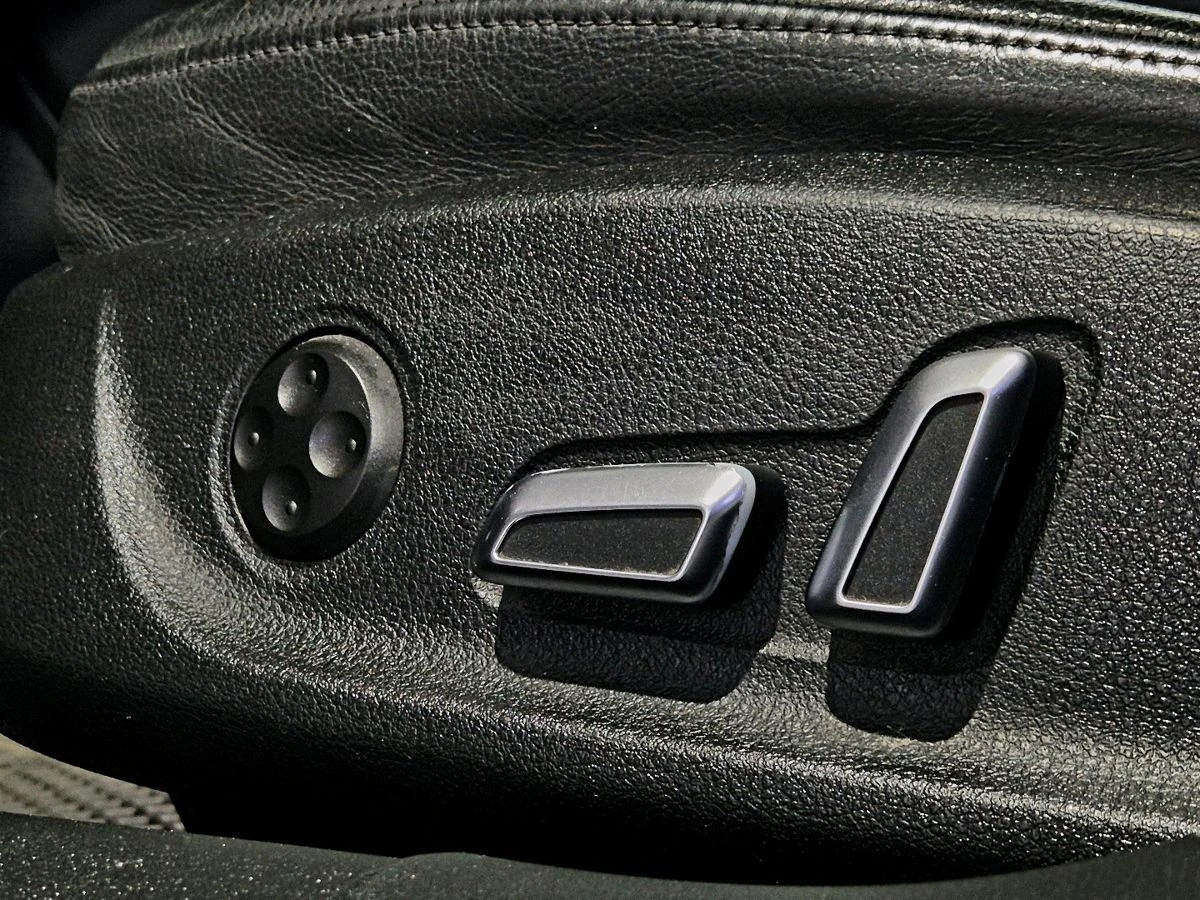 Audi A6, 2015г, передний привод, робот