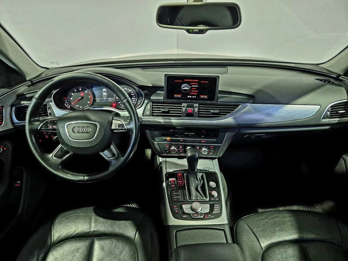 Audi A6, 2015г, передний привод, робот
