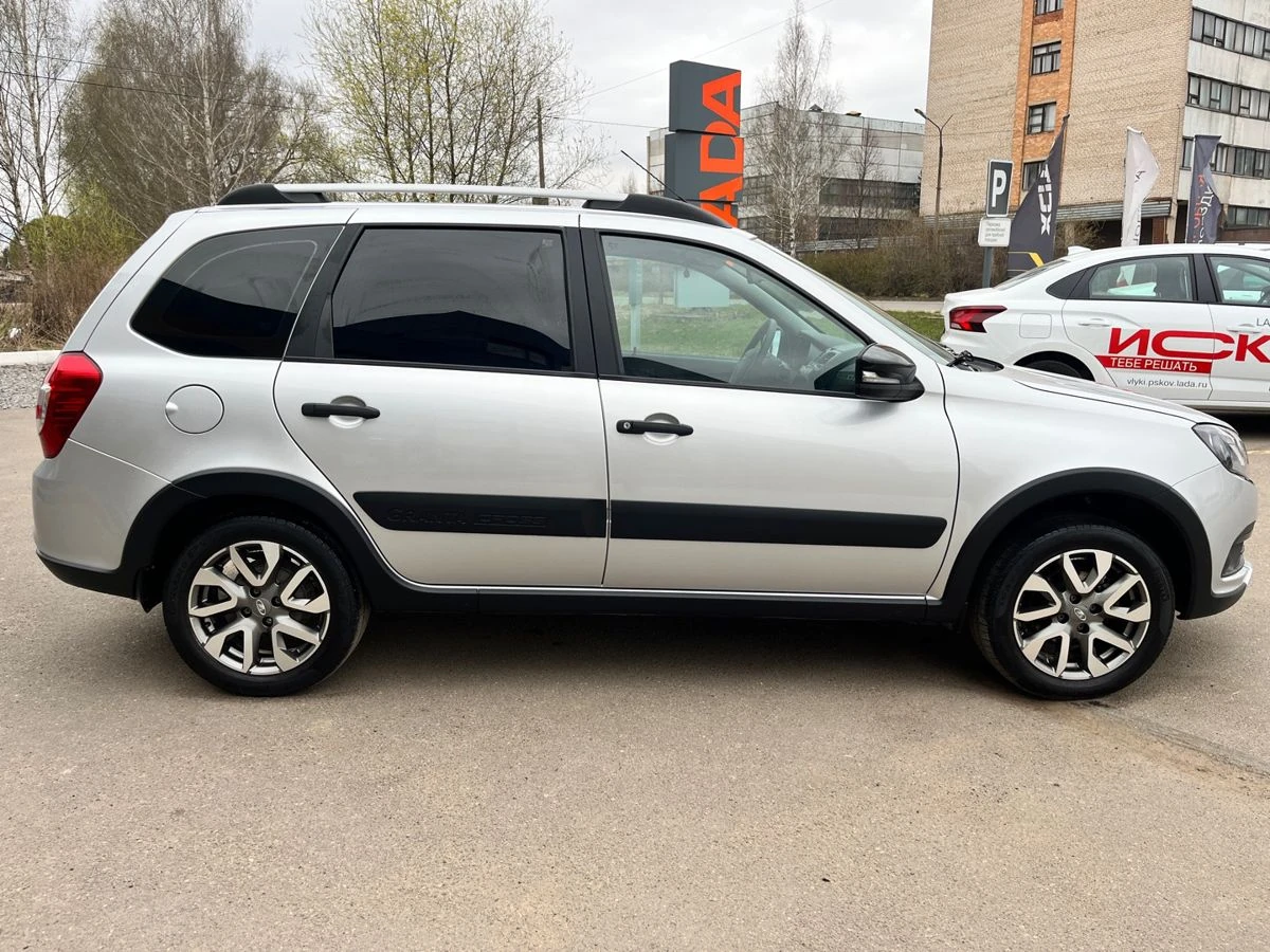 Lada (ВАЗ) Granta, 2022г, передний привод, механика