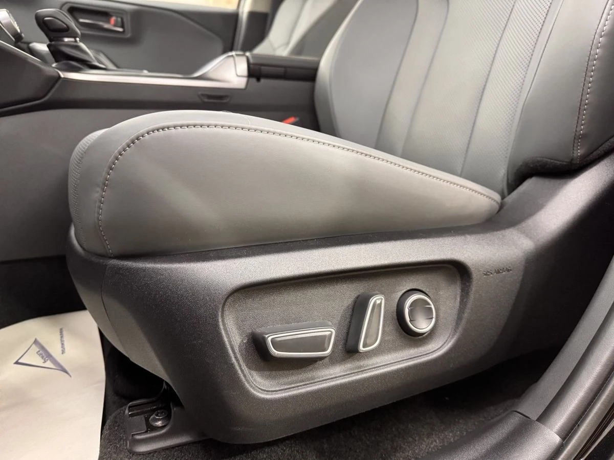 Toyota RAV4, 2026г, полный привод, вариатор