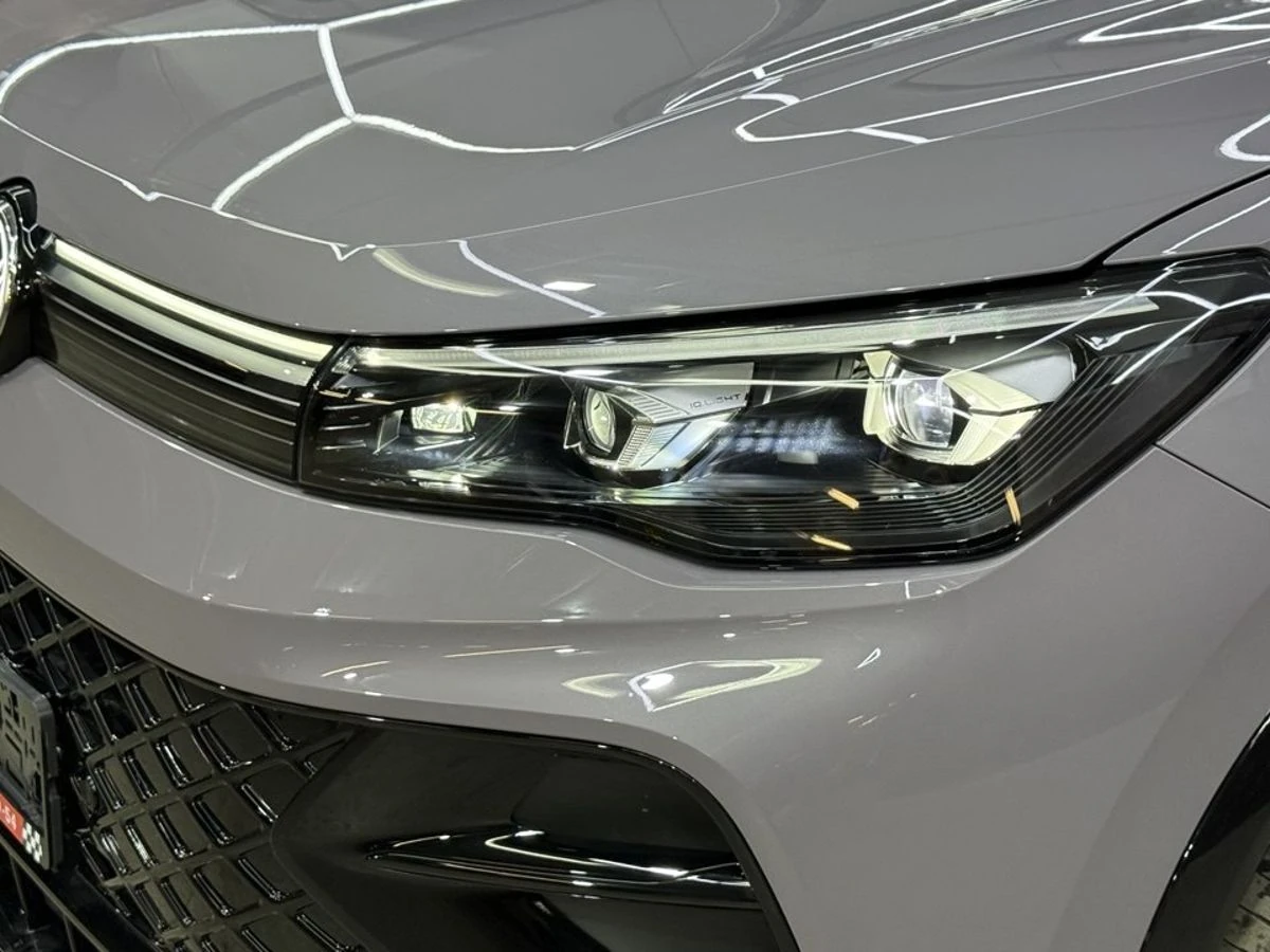 Volkswagen Tiguan, 2026г, полный привод, робот