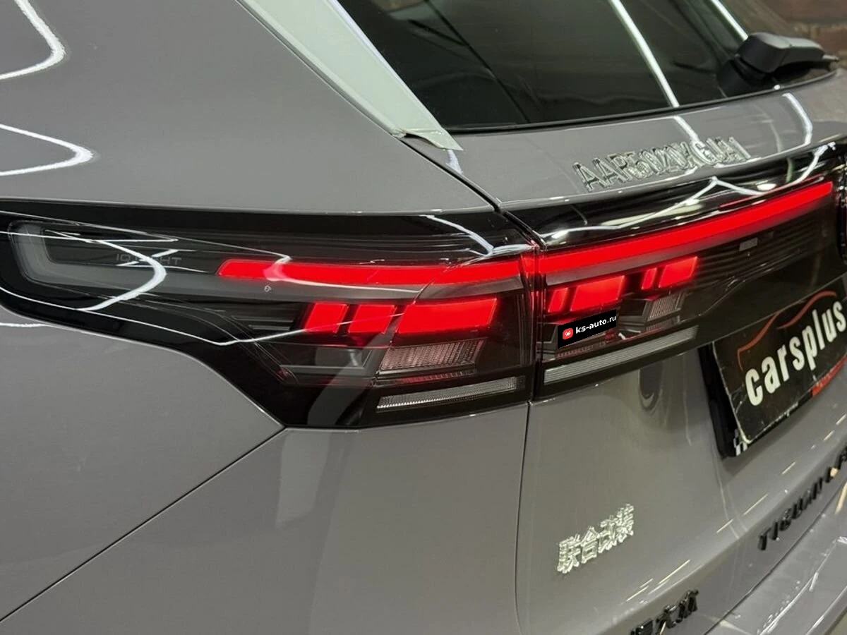 Volkswagen Tiguan, 2026г, полный привод, робот