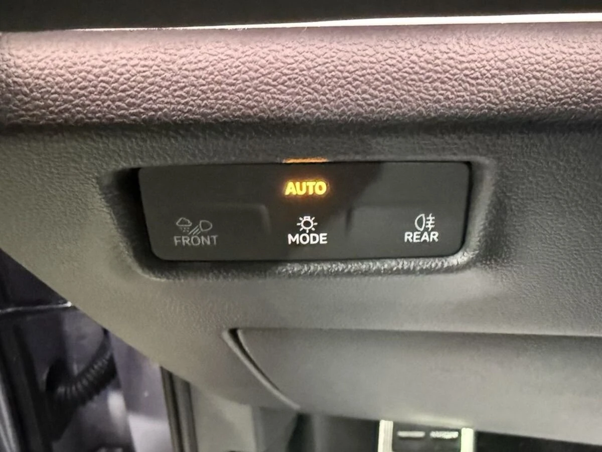 Volkswagen Tiguan, 2026г, полный привод, робот