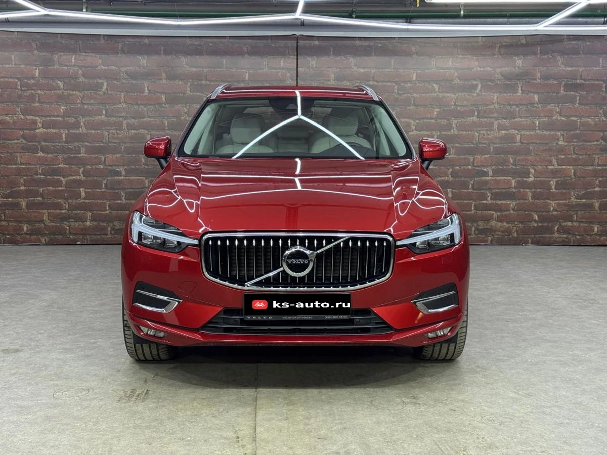 Volvo XC60, 2021г, полный привод, автомат