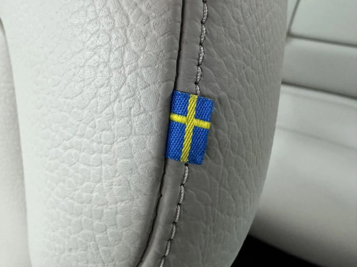 Volvo XC60, 2021г, полный привод, автомат